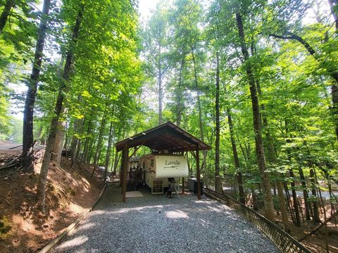 A home in Ellijay