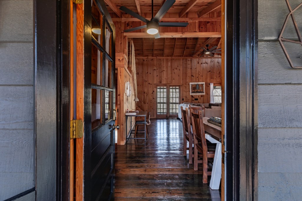 318 Buck Ridge Road