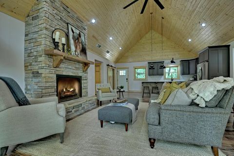 A home in Ellijay