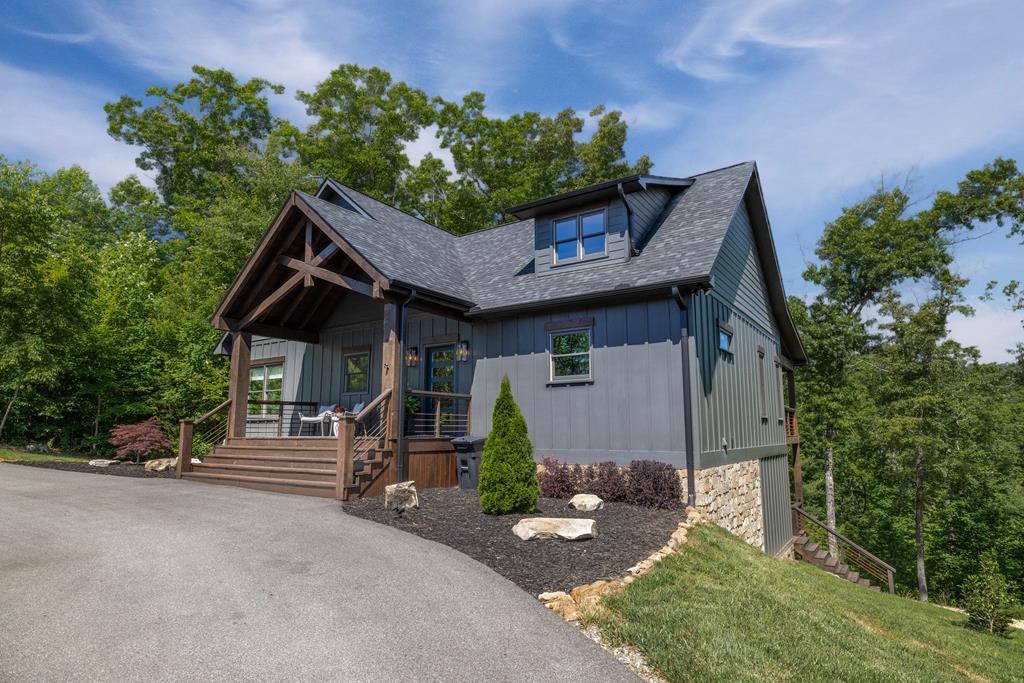 141 Long View Lane