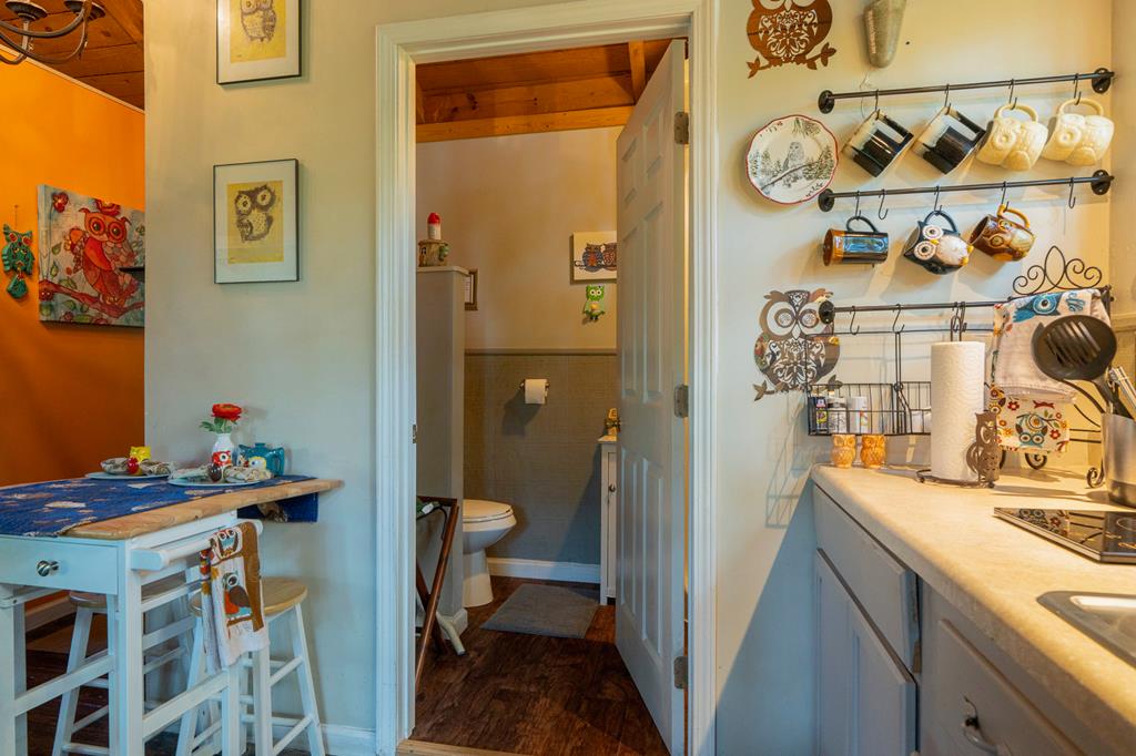Blairsville, Georgia, 30512, United States, 5 Bedrooms Bedrooms, ,6 BathroomsBathrooms,Residential,Active,1944103