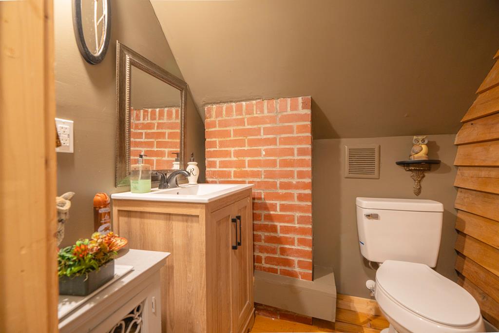 Blairsville, Georgia, 30512, United States, 5 Bedrooms Bedrooms, ,6 BathroomsBathrooms,Residential,Active,1944103