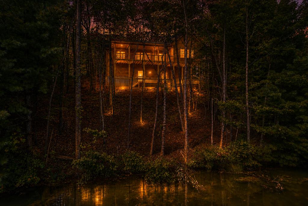 85 Moreland Trail