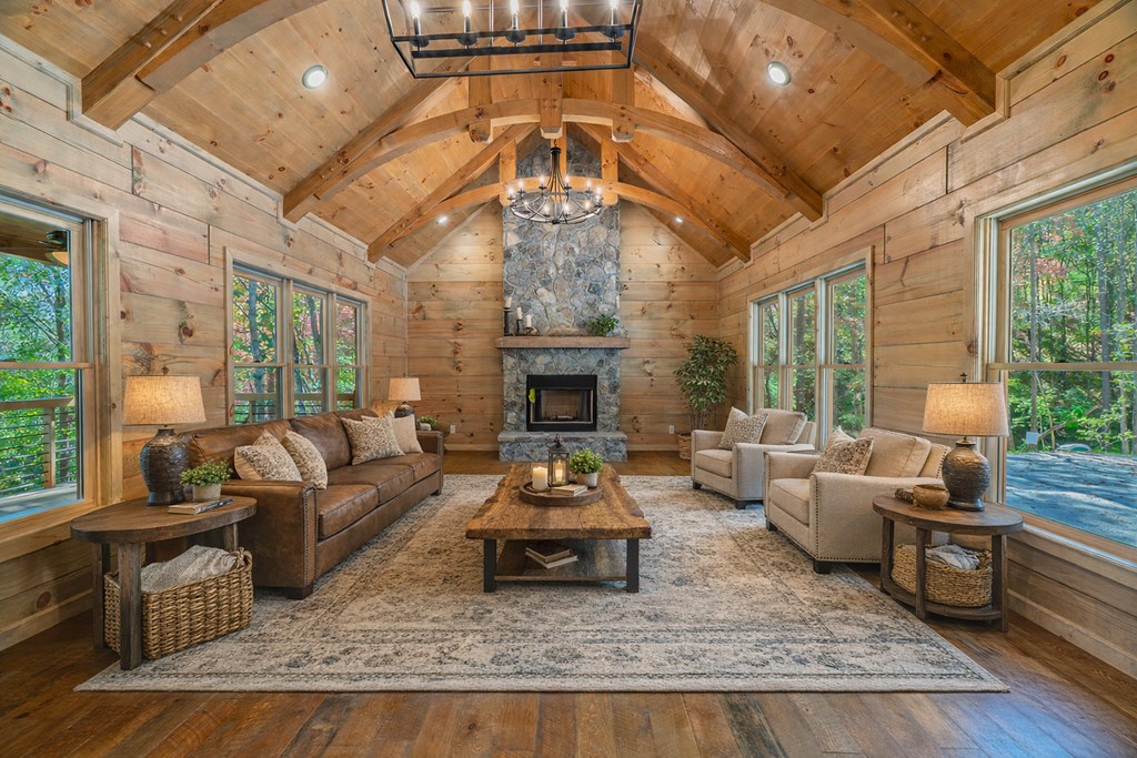 85 Moreland Trail