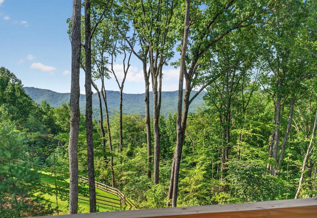 750 Settlers Ridge