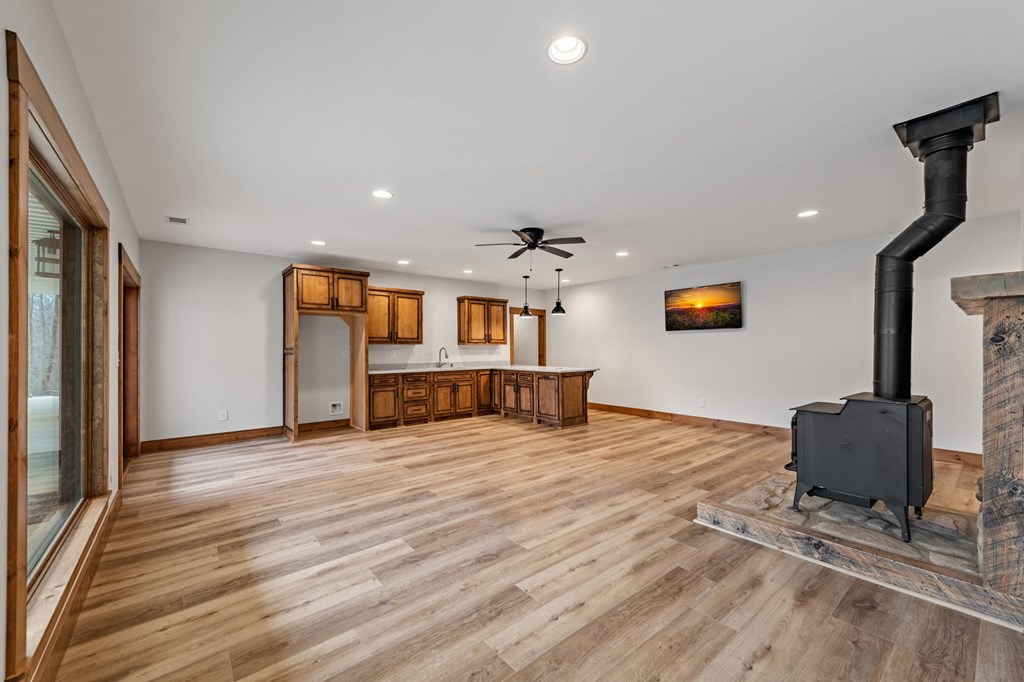 Blue Ridge, Georgia, 30513, United States, 3 Bedrooms Bedrooms, ,3 BathroomsBathrooms,Residential,Active,2025997