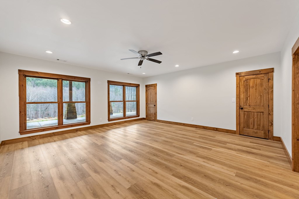 Blue Ridge, Georgia, 30513, United States, 3 Bedrooms Bedrooms, ,3 BathroomsBathrooms,Residential,Active,2025997