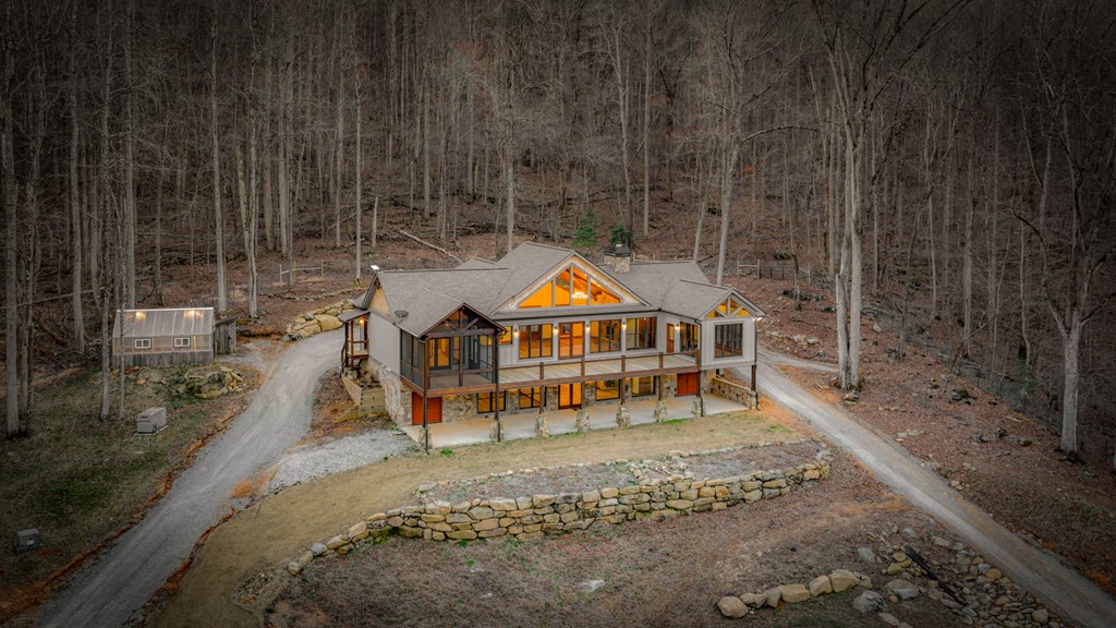 Blue Ridge, Georgia, 30513, United States, 3 Bedrooms Bedrooms, ,3 BathroomsBathrooms,Residential,Active,2025997
