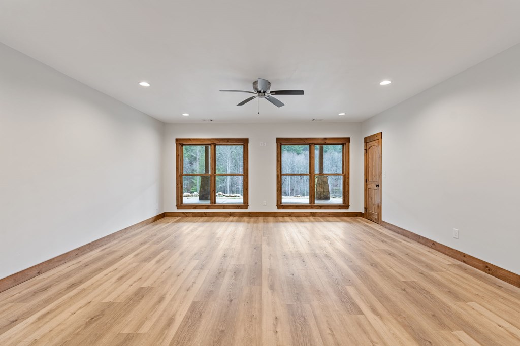 Blue Ridge, Georgia, 30513, United States, 3 Bedrooms Bedrooms, ,3 BathroomsBathrooms,Residential,Active,2025997
