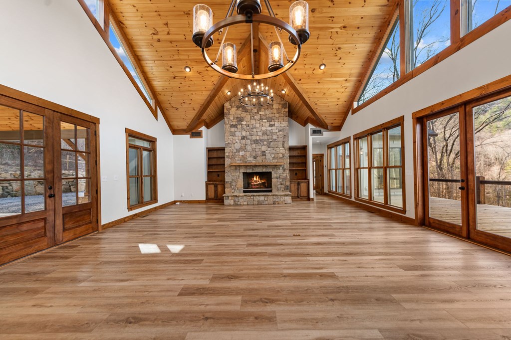 Blue Ridge, Georgia, 30513, United States, 3 Bedrooms Bedrooms, ,3 BathroomsBathrooms,Residential,Active,2025997