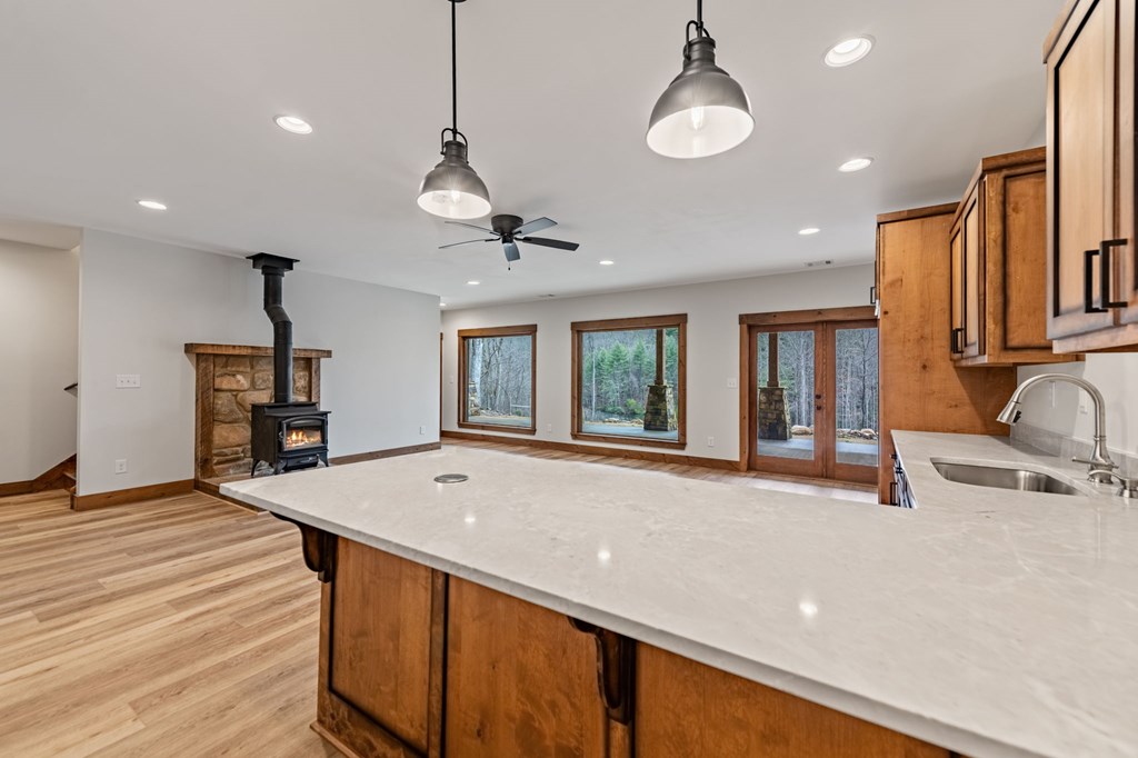 Blue Ridge, Georgia, 30513, United States, 3 Bedrooms Bedrooms, ,3 BathroomsBathrooms,Residential,Active,2025997