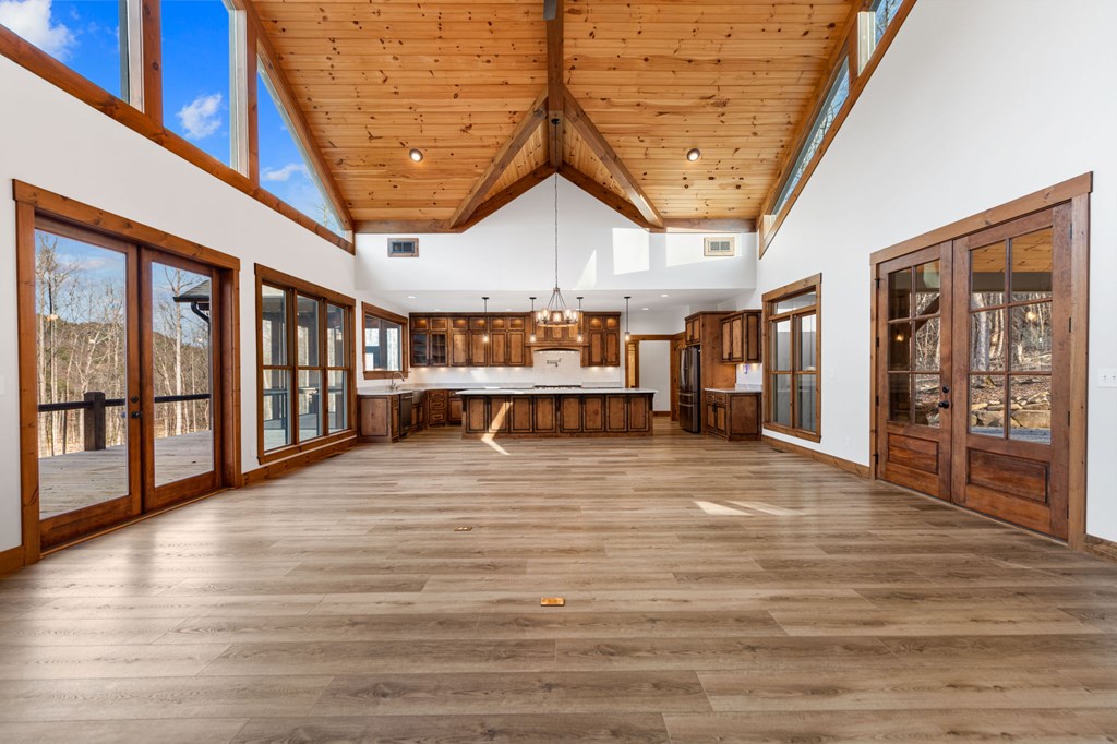 Blue Ridge, Georgia, 30513, United States, 3 Bedrooms Bedrooms, ,3 BathroomsBathrooms,Residential,Active,2025997