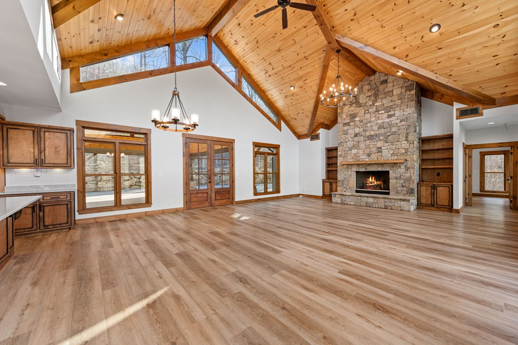 Blue Ridge, Georgia, 30513, United States, 3 Bedrooms Bedrooms, ,3 BathroomsBathrooms,Residential,Active,2025997