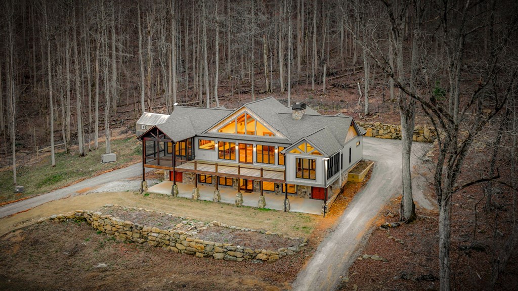 Blue Ridge, Georgia, 30513, United States, 3 Bedrooms Bedrooms, ,3 BathroomsBathrooms,Residential,Active,2025997