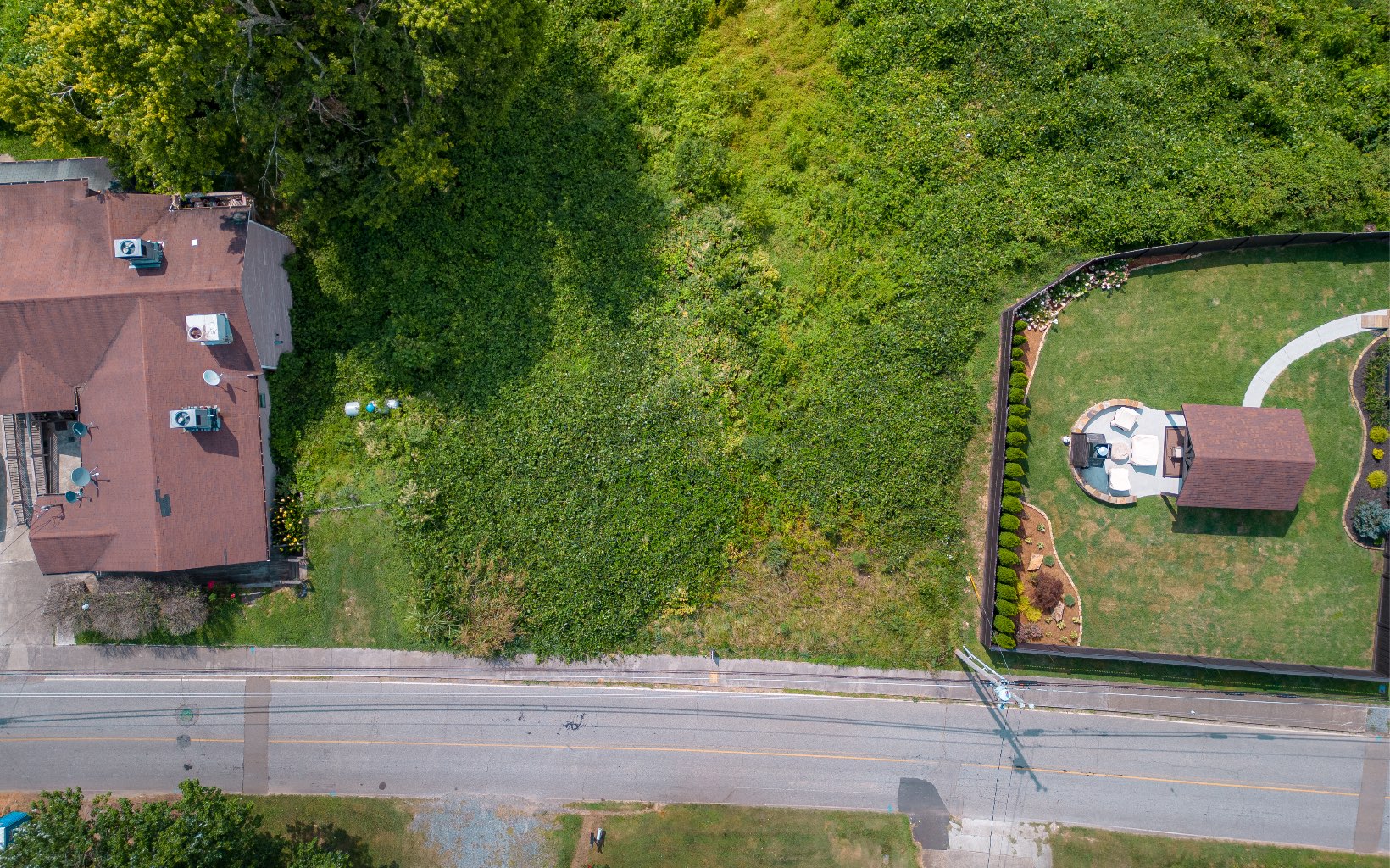 .38AC E Second Street