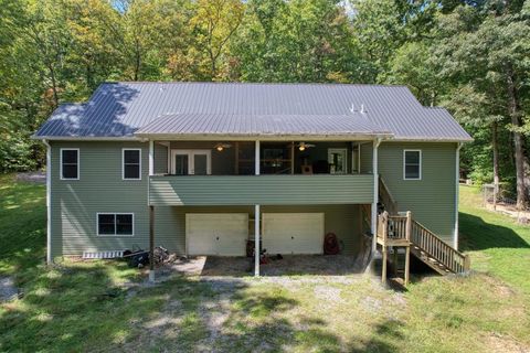 A home in Hayesville