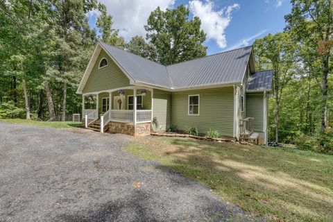 A home in Hayesville