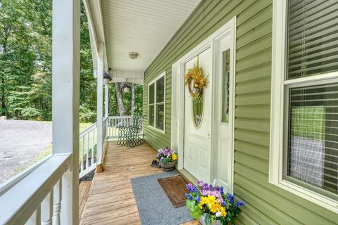 A home in Hayesville