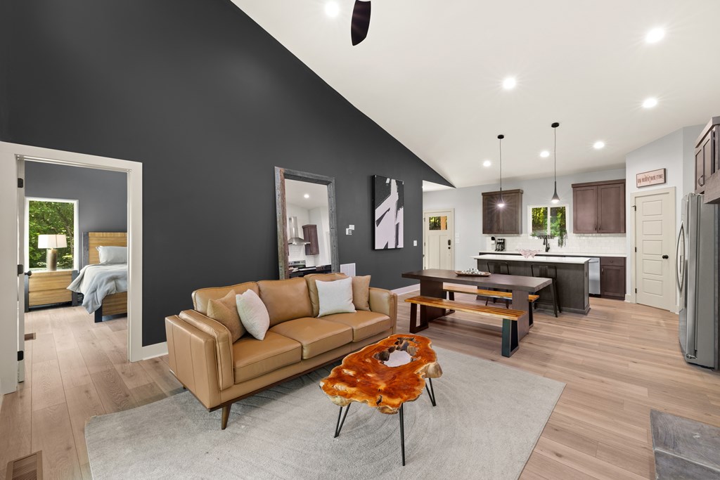 1421 Kelly Ridge Drive