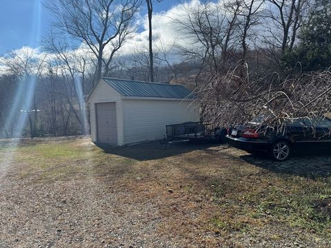 A home in Hayesville