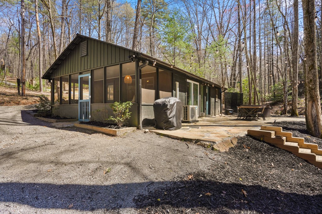 694 Misty Mountain Trail