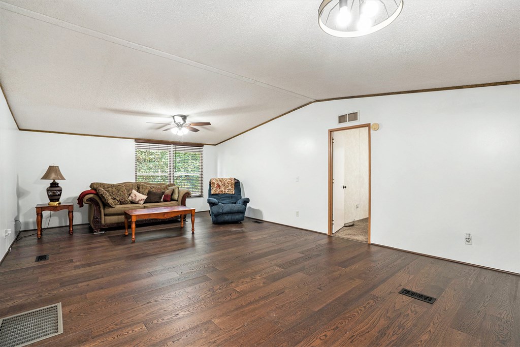 359 Norton Bridge Road