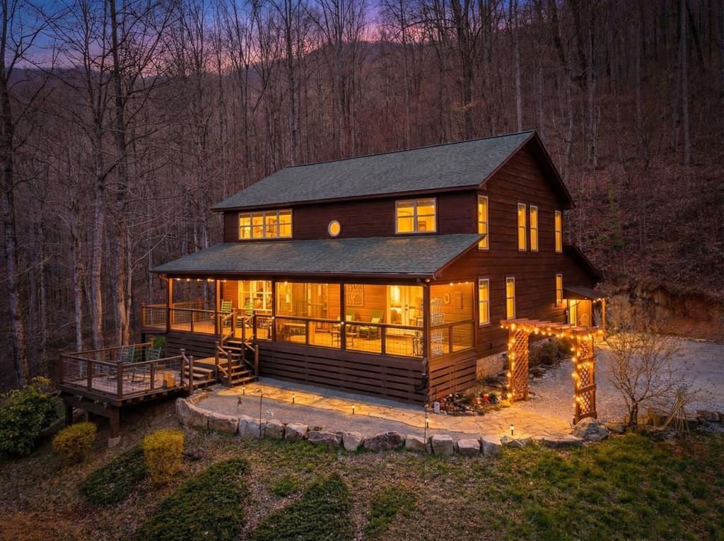 961 S Brooks Cove Road S