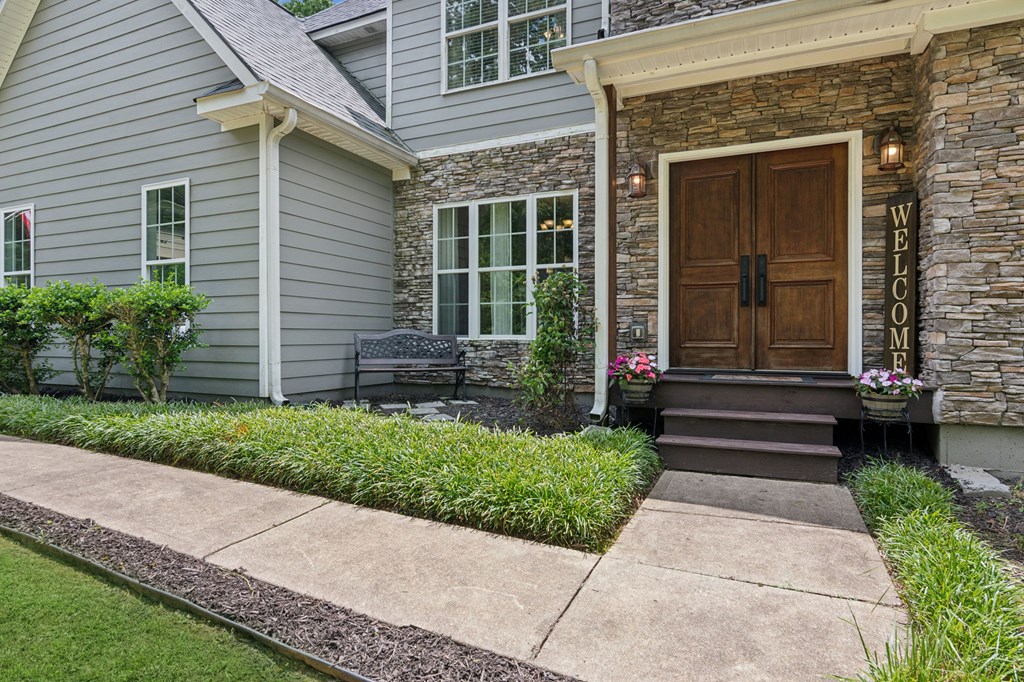 40 Oak Ridge Lane
