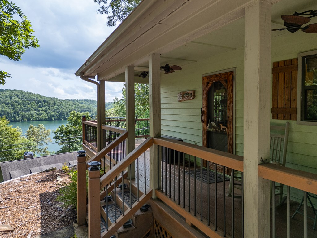 40 White Cloud Drive