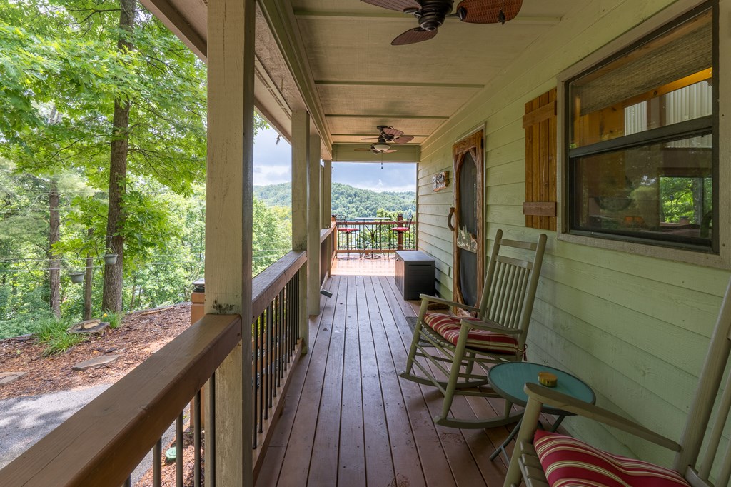 40 White Cloud Drive