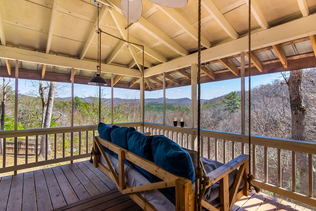 173 Laurel Hill