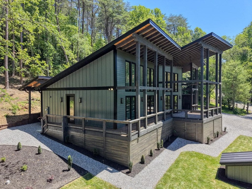 500 S Williamstown Rd, Mineral Bluff, GA, 30559, USA, 4 Bedrooms Bedrooms, ,4 BathroomsBathrooms,Residential,Active,500 S Williamstown Rd,431698