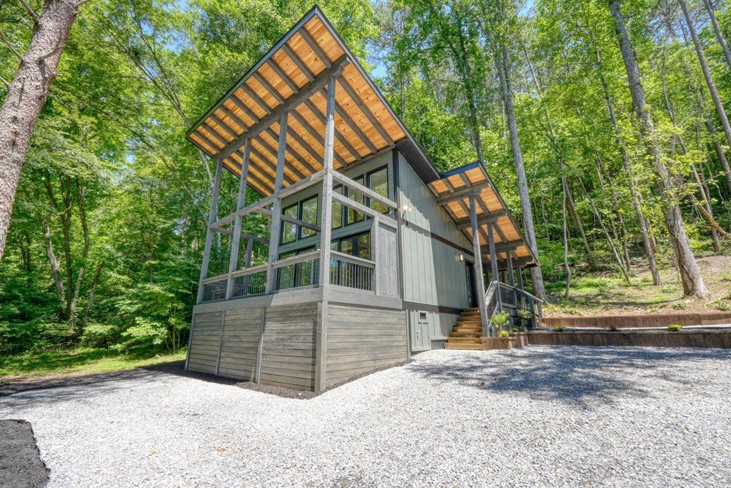500 S Williamstown Rd, Mineral Bluff, GA, 30559, USA, 4 Bedrooms Bedrooms, ,4 BathroomsBathrooms,Residential,Active,500 S Williamstown Rd,431698