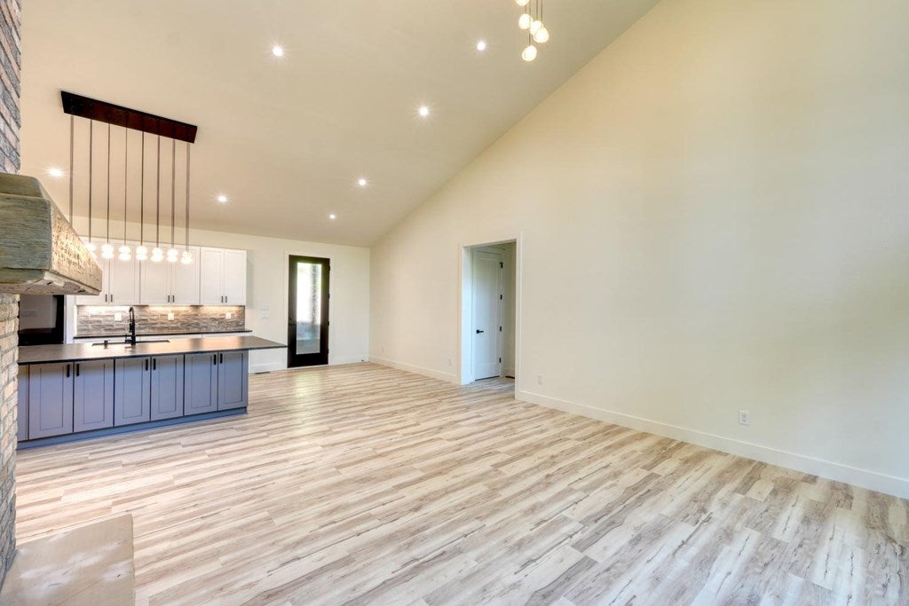 500 S Williamstown Rd, Mineral Bluff, GA, 30559, USA, 4 Bedrooms Bedrooms, ,4 BathroomsBathrooms,Residential,Active,500 S Williamstown Rd,431698