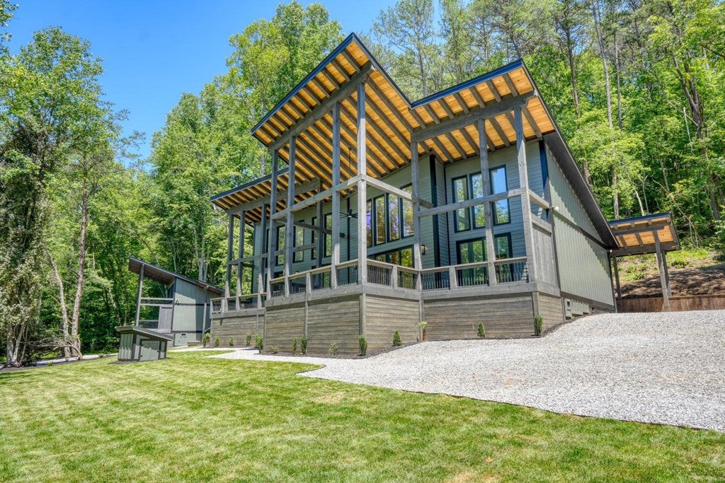 500 S Williamstown Rd, Mineral Bluff, GA, 30559, USA, 4 Bedrooms Bedrooms, ,4 BathroomsBathrooms,Residential,Active,500 S Williamstown Rd,431698