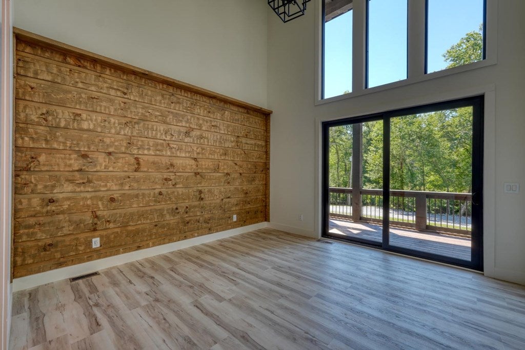 500 S Williamstown Rd, Mineral Bluff, GA, 30559, USA, 4 Bedrooms Bedrooms, ,4 BathroomsBathrooms,Residential,Active,500 S Williamstown Rd,431698