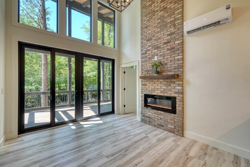 500 S Williamstown Rd, Mineral Bluff, GA, 30559, USA, 4 Bedrooms Bedrooms, ,4 BathroomsBathrooms,Residential,Active,500 S Williamstown Rd,431698