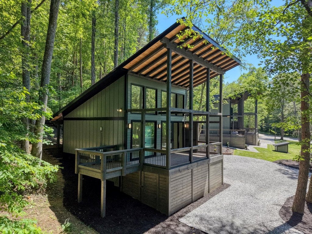 500 S Williamstown Rd, Mineral Bluff, GA, 30559, USA, 4 Bedrooms Bedrooms, ,4 BathroomsBathrooms,Residential,Active,500 S Williamstown Rd,431698