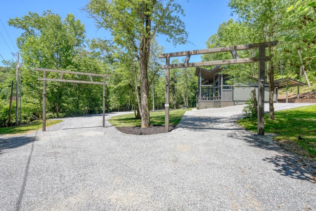 500 S Williamstown Rd, Mineral Bluff, GA, 30559, USA, 4 Bedrooms Bedrooms, ,4 BathroomsBathrooms,Residential,Active,500 S Williamstown Rd,431698