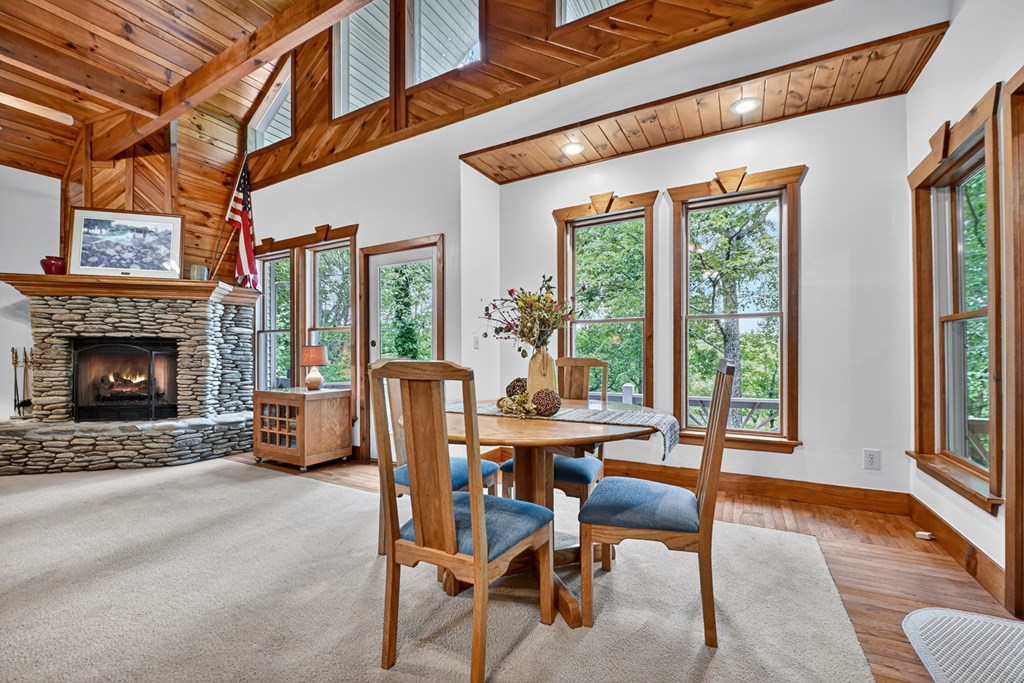 55 Fern Cove