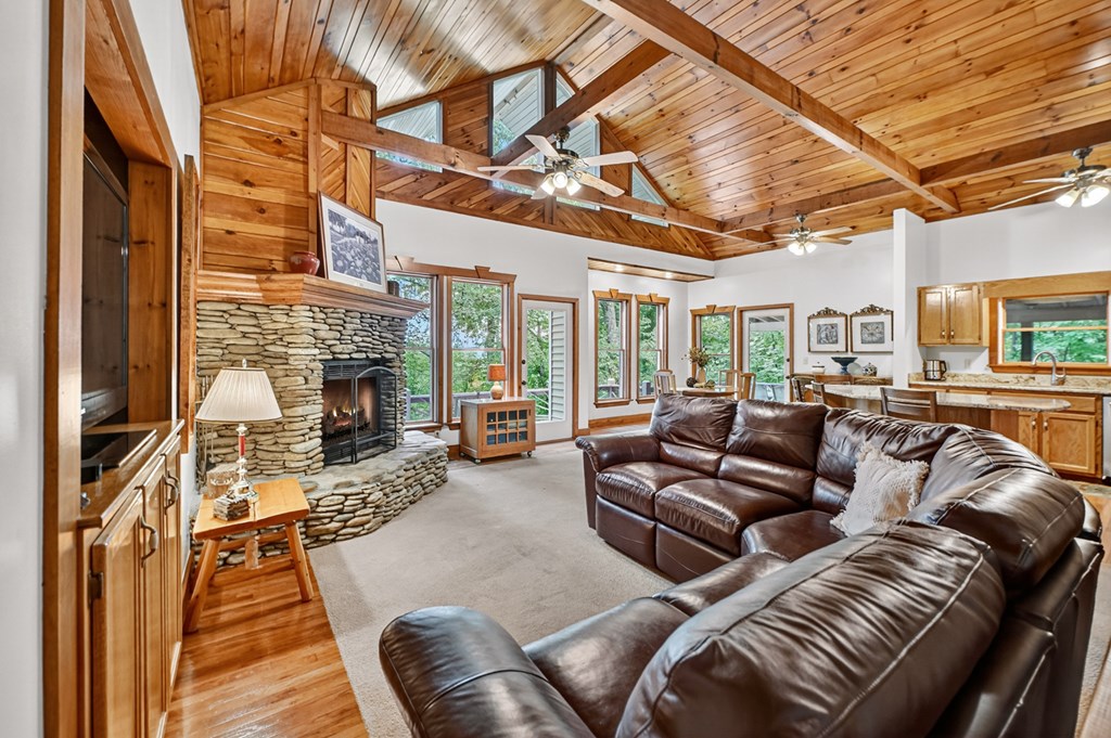 55 Fern Cove