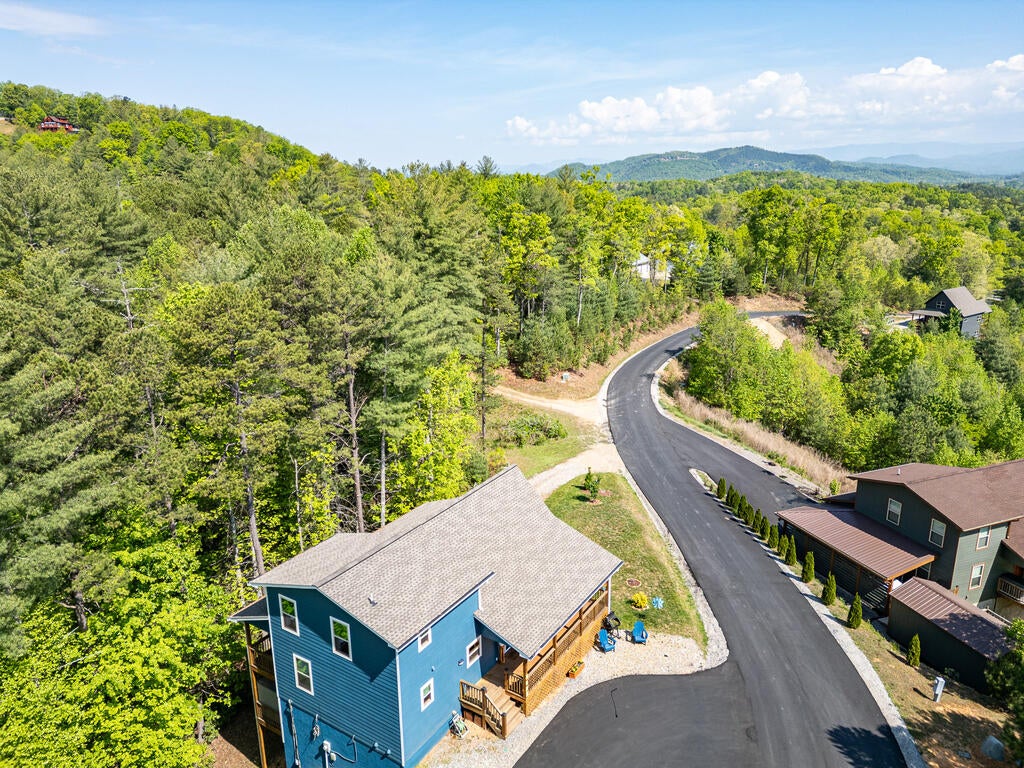 640 Point Overlook Trail