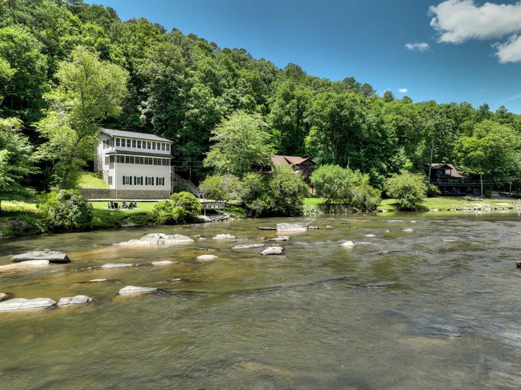 53 Addle Trail