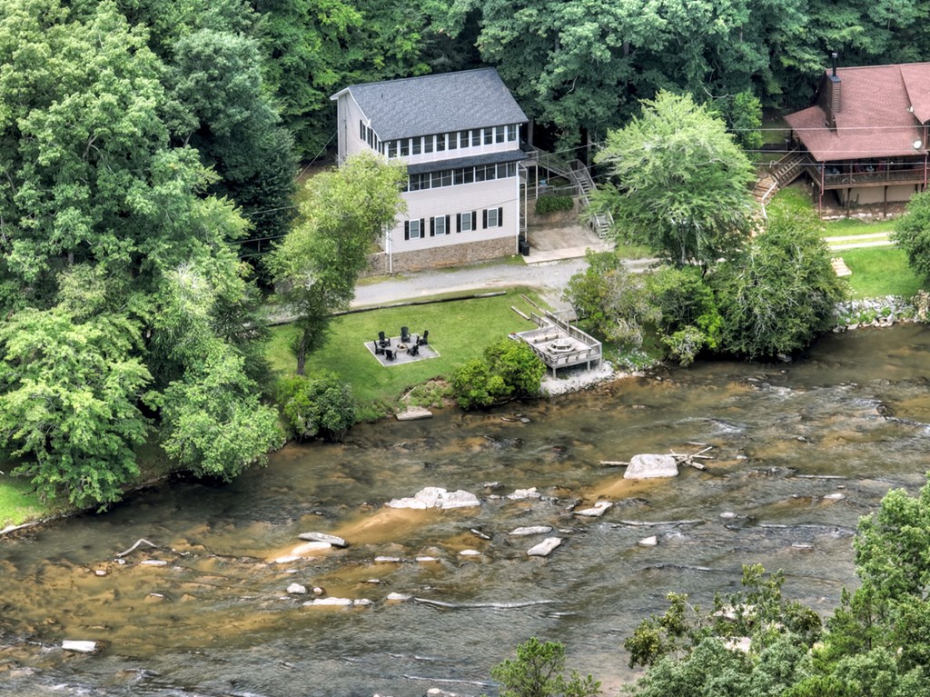 53 Addle Trail