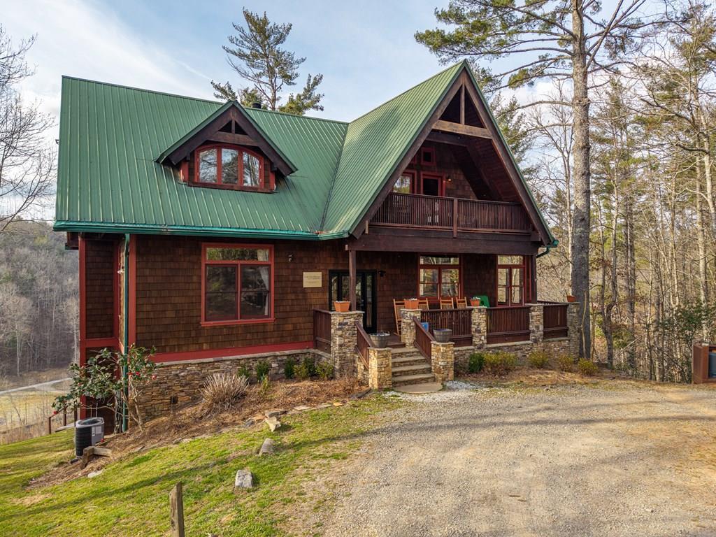 21-235 Riverview Circle