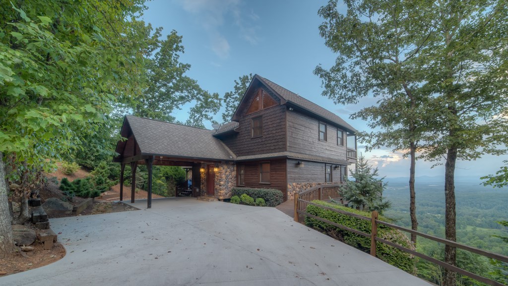 173 Sunrock Mountain Trail