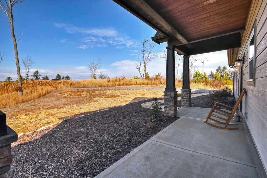 28 Mountaintown Overlook