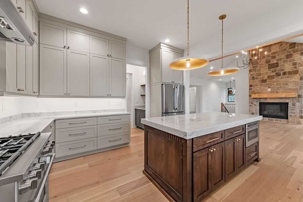 Blairsville, Georgia, 30513, United States, 4 Bedrooms Bedrooms, ,5 BathroomsBathrooms,Residential,Active,2035637