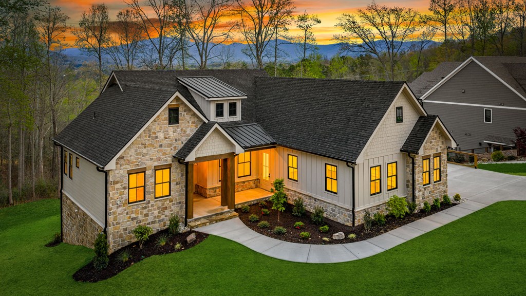Blairsville, Georgia, 30513, United States, 4 Bedrooms Bedrooms, ,5 BathroomsBathrooms,Residential,Active,2035637