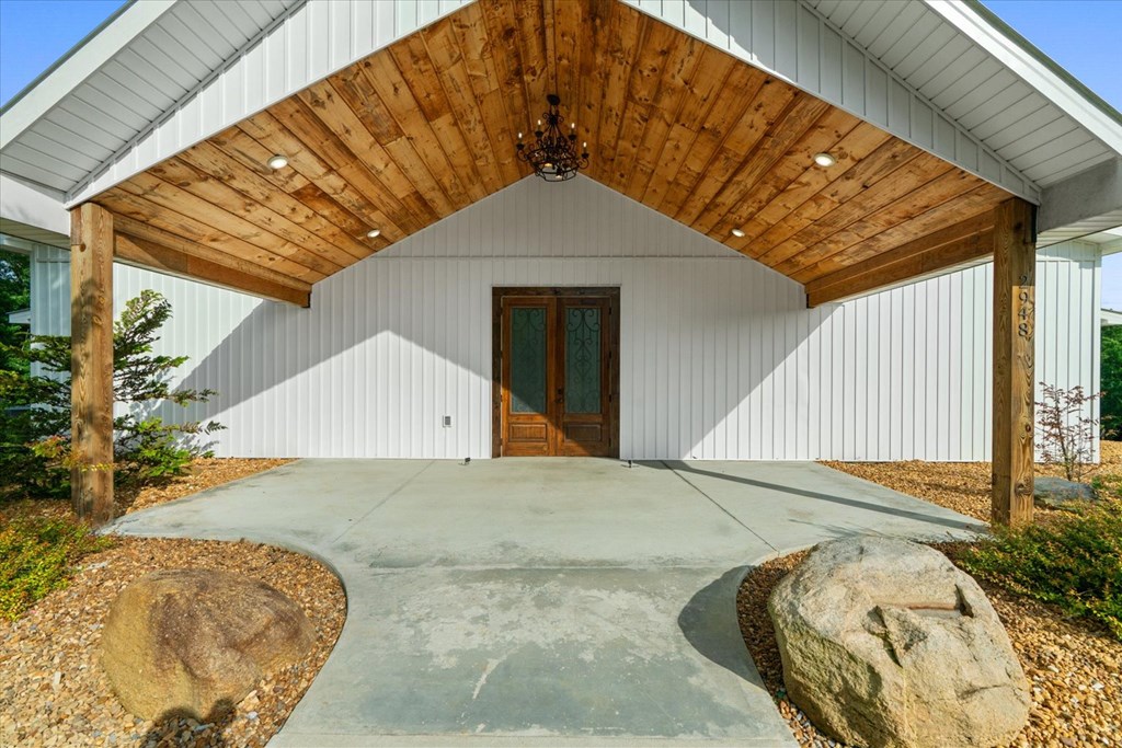 2948 Holly Creek Cool Springs Road